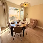 Daire Le Cocon De - T2 Cosy, Grande Terrasse Rez De Jardin, Clim, Parking Proche