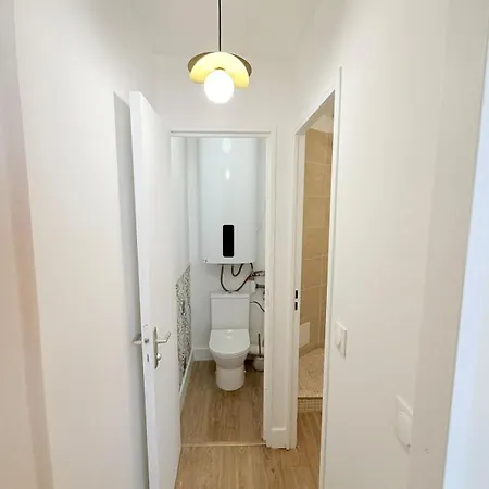 Le Cocon De - T2 Cosy, Grande Terrasse, Clim, Parking Proche Appartamento *